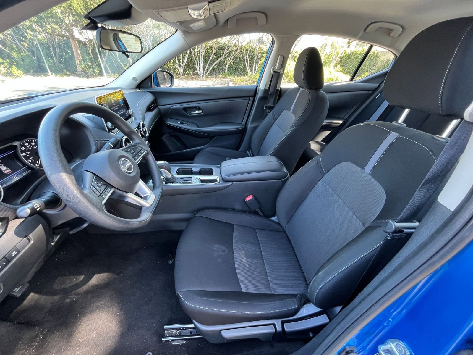 Used 2025 Nissan Sentra SV FWD image 25