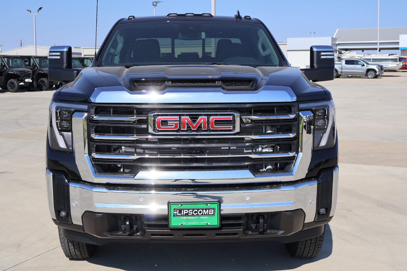New 2026 GMC Sierra 3500 SLT w/ SLT Convenience Package AWD/4WD image 2