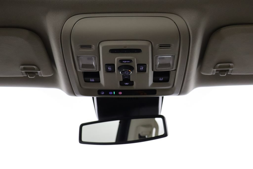 Used 2024 GMC Yukon Denali AWD/4WD image 27