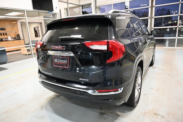Used 2022 GMC Terrain Denali w/ LPO, Floor Liner Package image 5