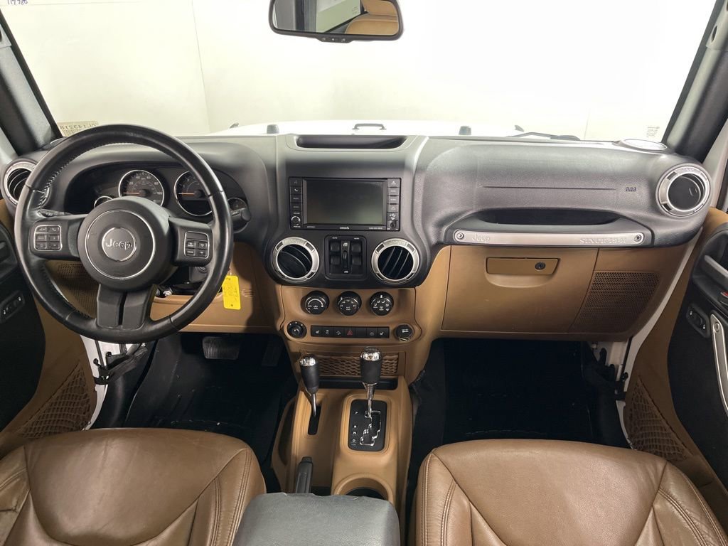 Used 2016 Jeep Wrangler Unlimited Sahara w/ Connectivity Group image 15