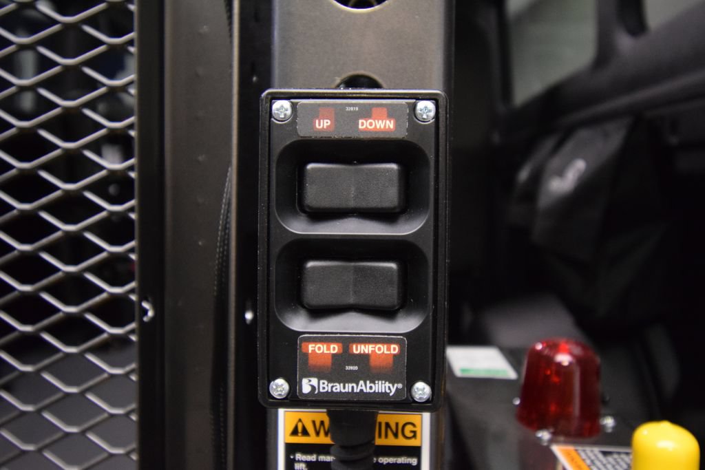 New 2026 RAM ProMaster 3500 w/ Convenience Group FWD image 32