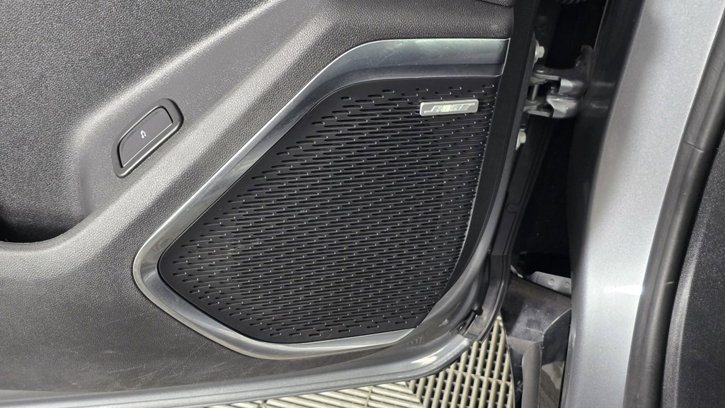 Used 2024 Chevrolet Traverse RS w/ LPO, Floor Liner Package image 22