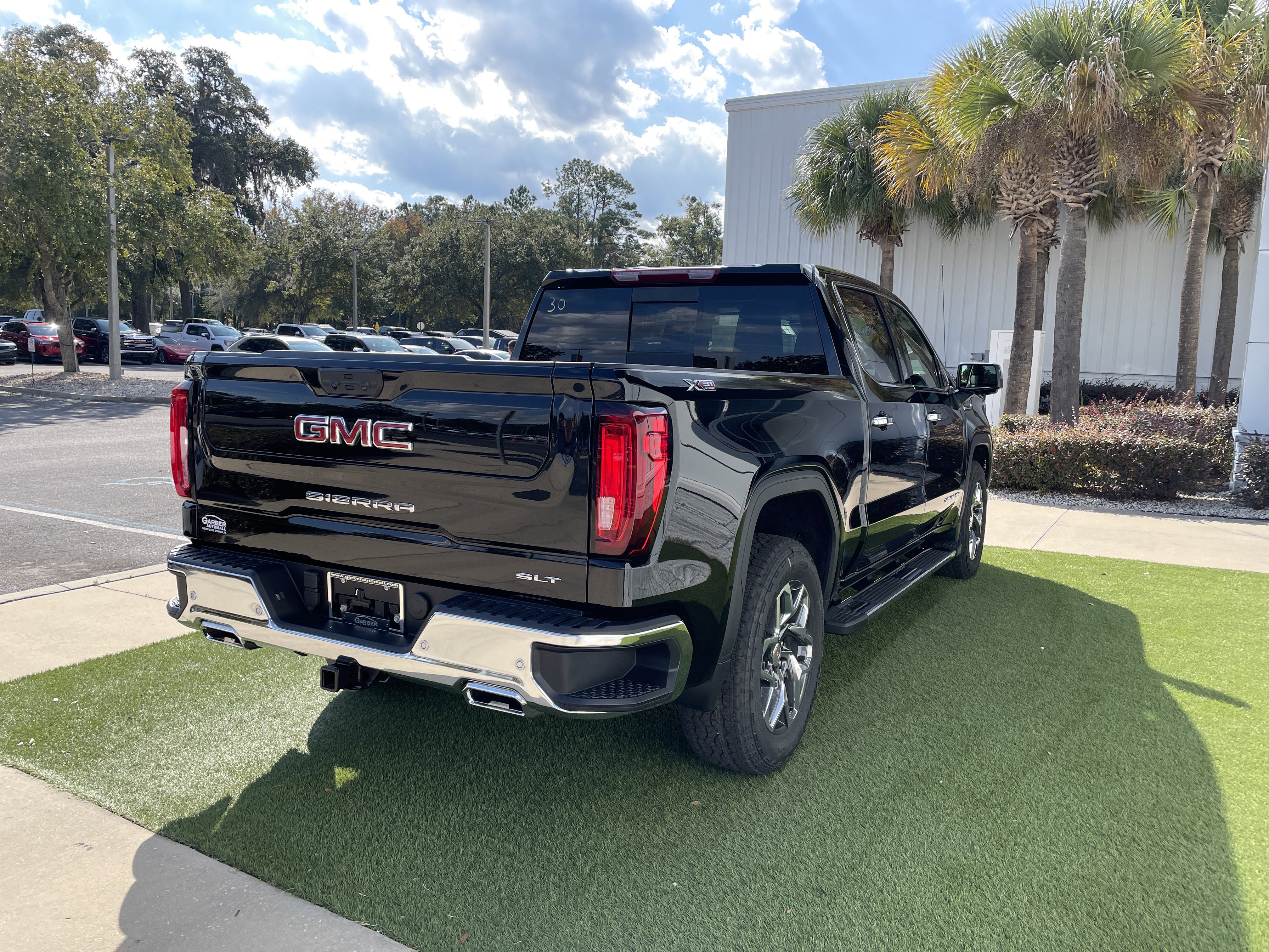New 2026 GMC Sierra 1500 SLT w/ SLT Premium Package image 7