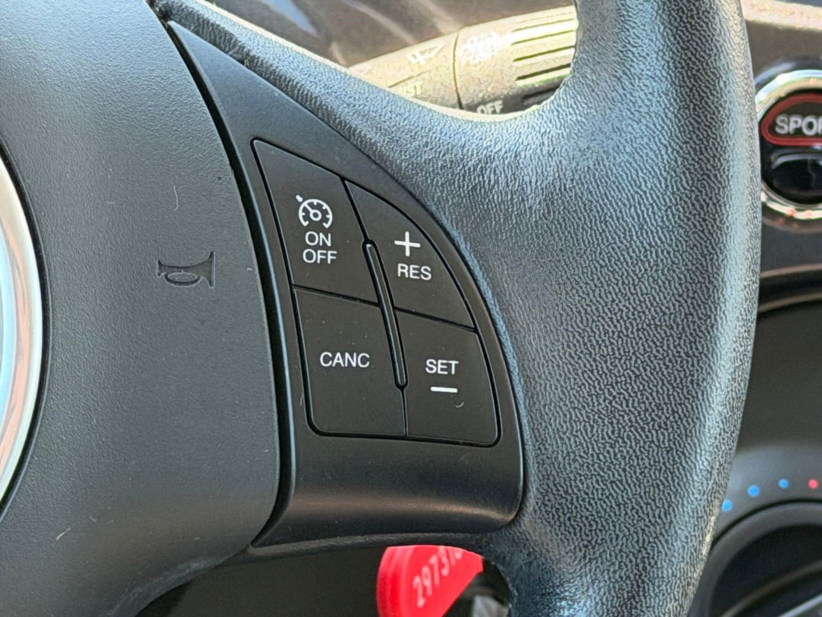 Used 2015 FIAT 500 Pop image 25