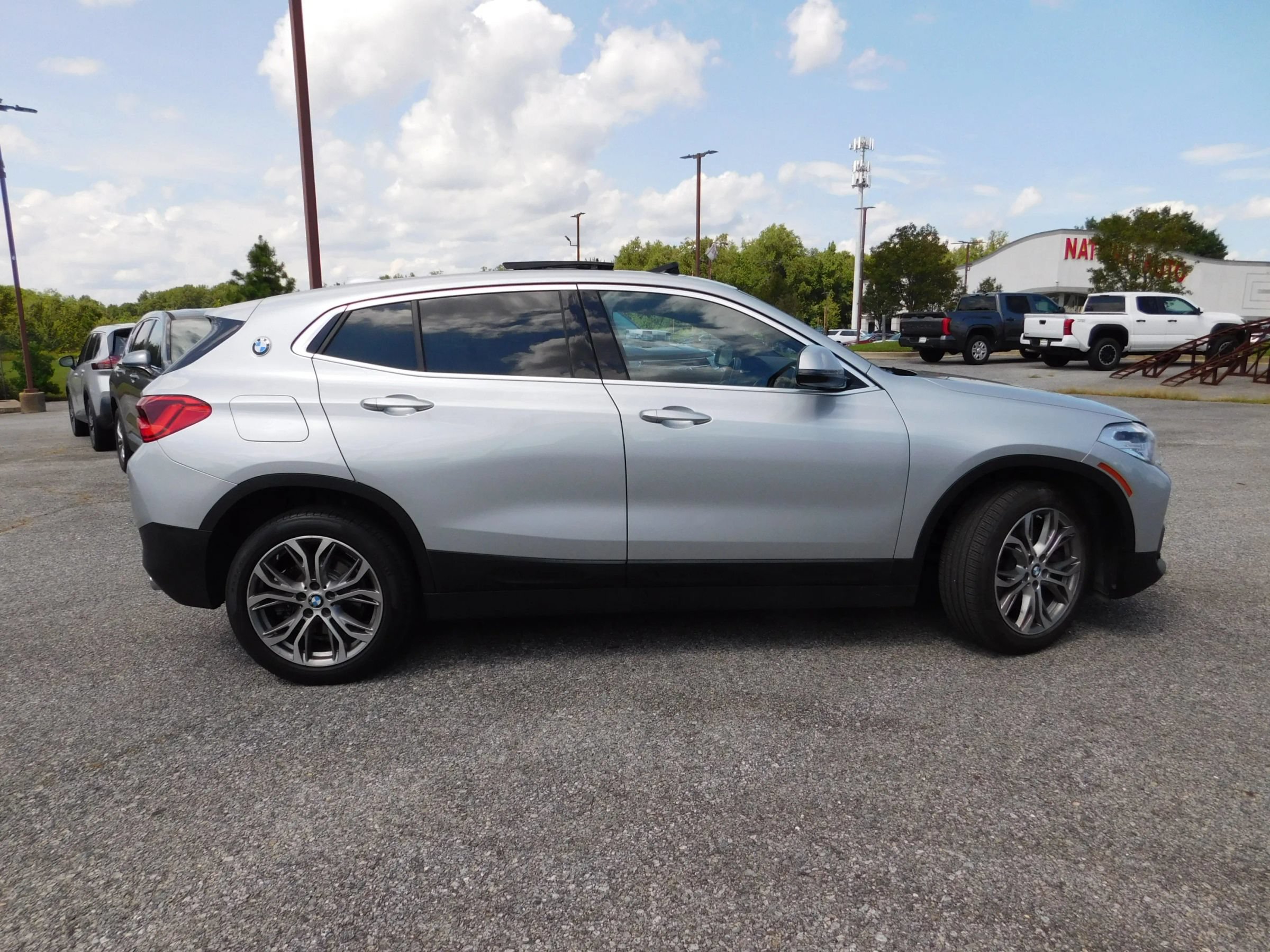 Used 2020 BMW X2 xDrive28i w/ Convenience Package AWD/4WD image 5