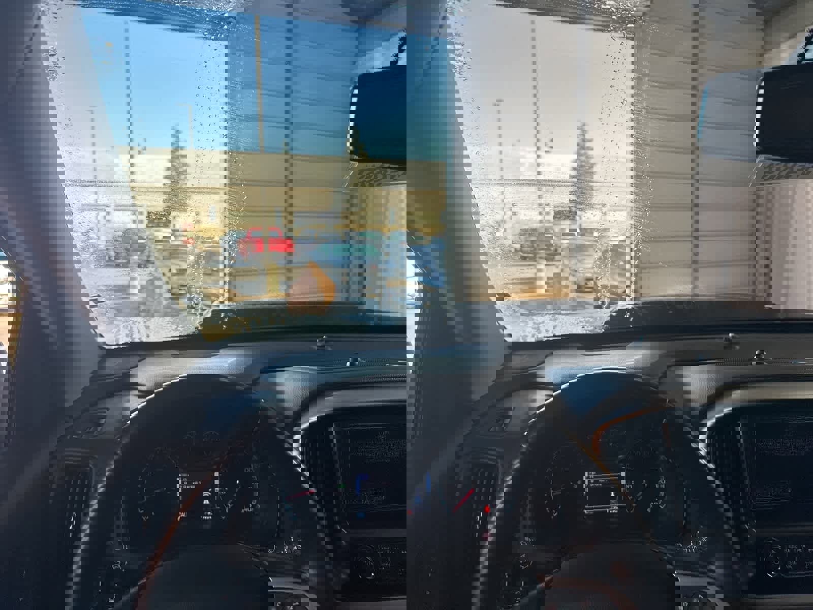 Used 2018 Chevrolet Colorado ZR2 image 24