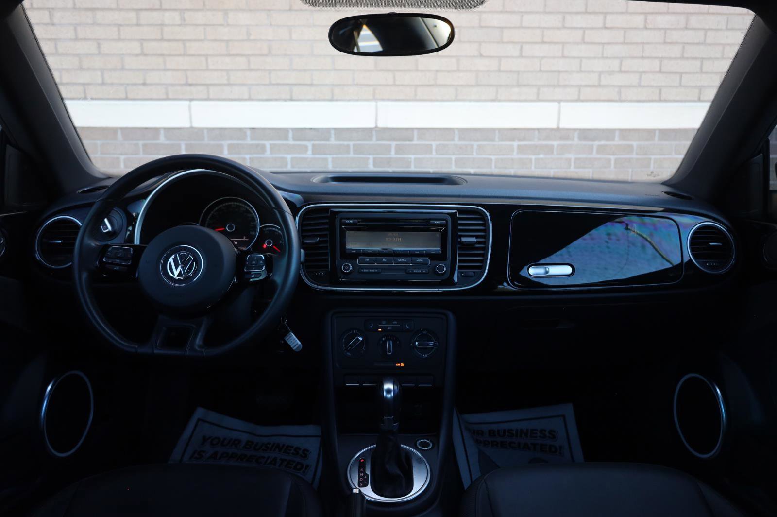 Used 2015 Volkswagen Beetle 1.8T FWD image 21