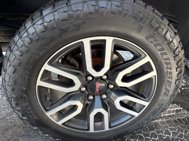 Used 2023 GMC Sierra 1500 AT4 w/ AT4 Preferred Package image 30