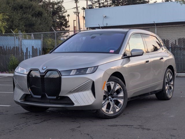New 2026 BMW iX xDrive60