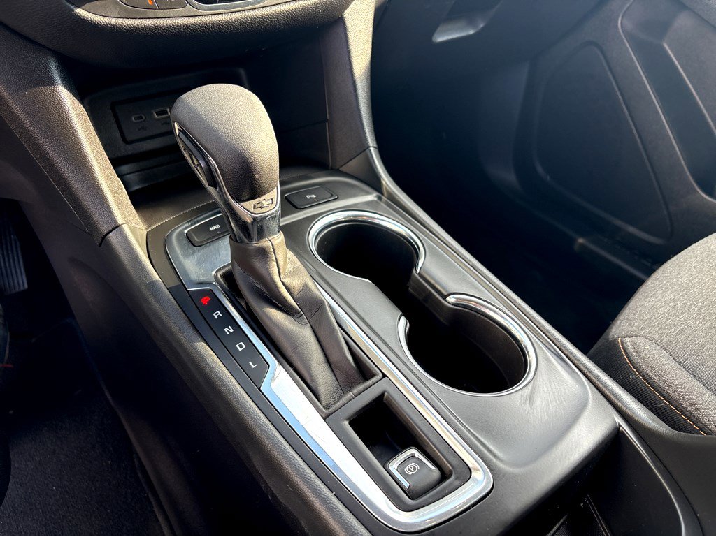 Used 2024 Chevrolet Equinox LT image 12