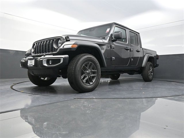 New 2025 Jeep Gladiator Sport image 19
