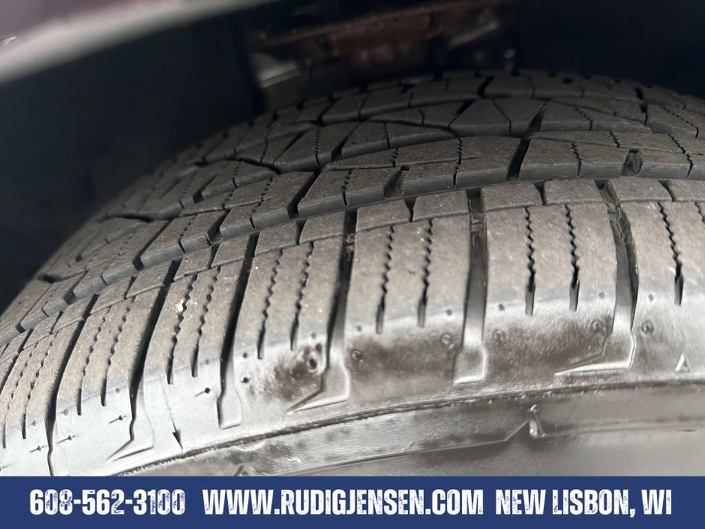 Used 2019 Ford Edge SEL w/ Equipment Group 201A AWD/4WD image 27
