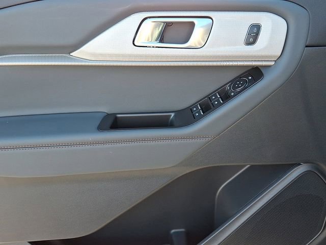 New 2026 Ford Explorer Active w/ Active Comfort Package image 8