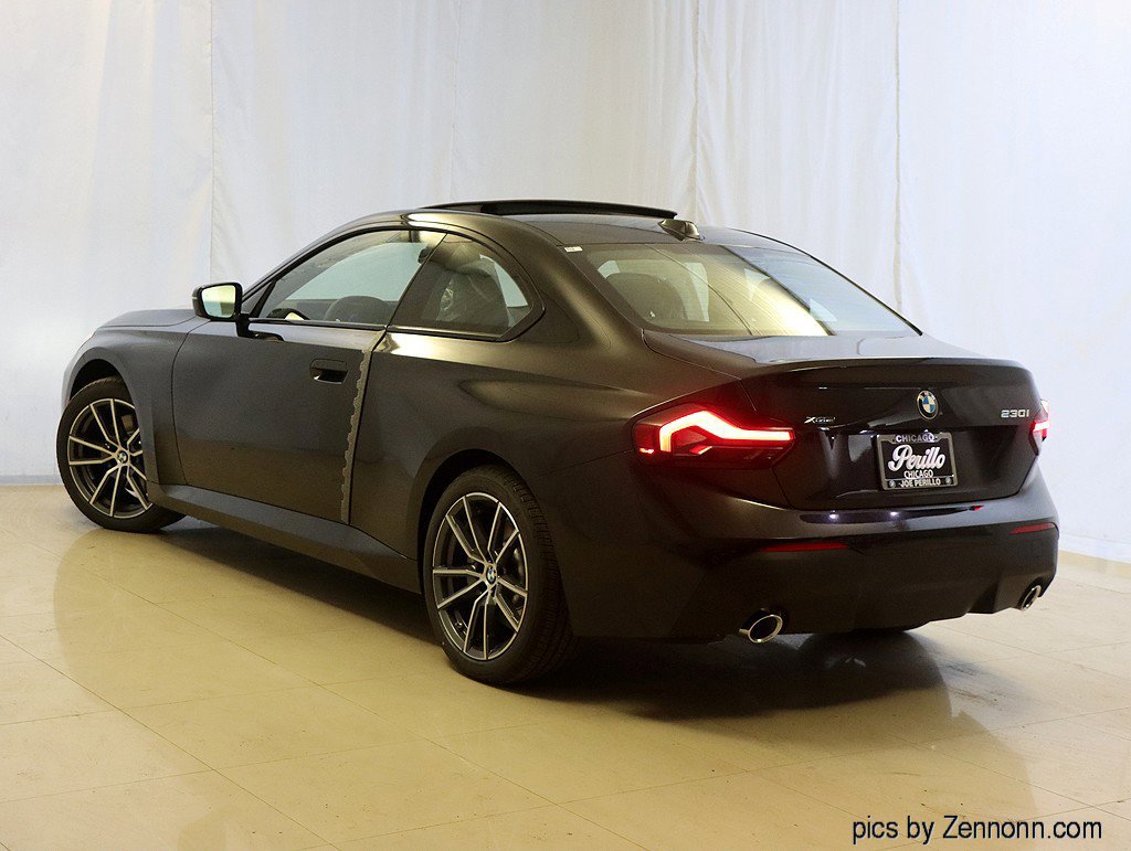 Used 2025 BMW 230i xDrive Coupe w/ Premium Package image 7