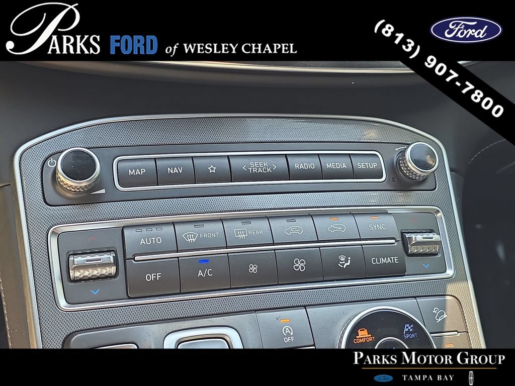 Used 2021 Hyundai Santa Fe Calligraphy AWD/4WD image 24