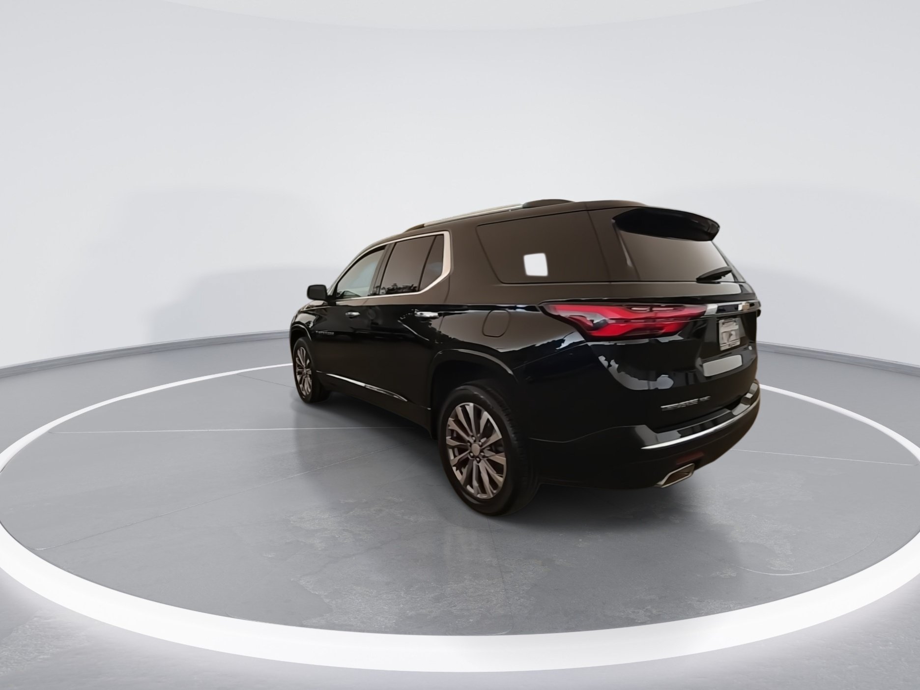 Used 2022 Chevrolet Traverse Premier AWD/4WD image 9