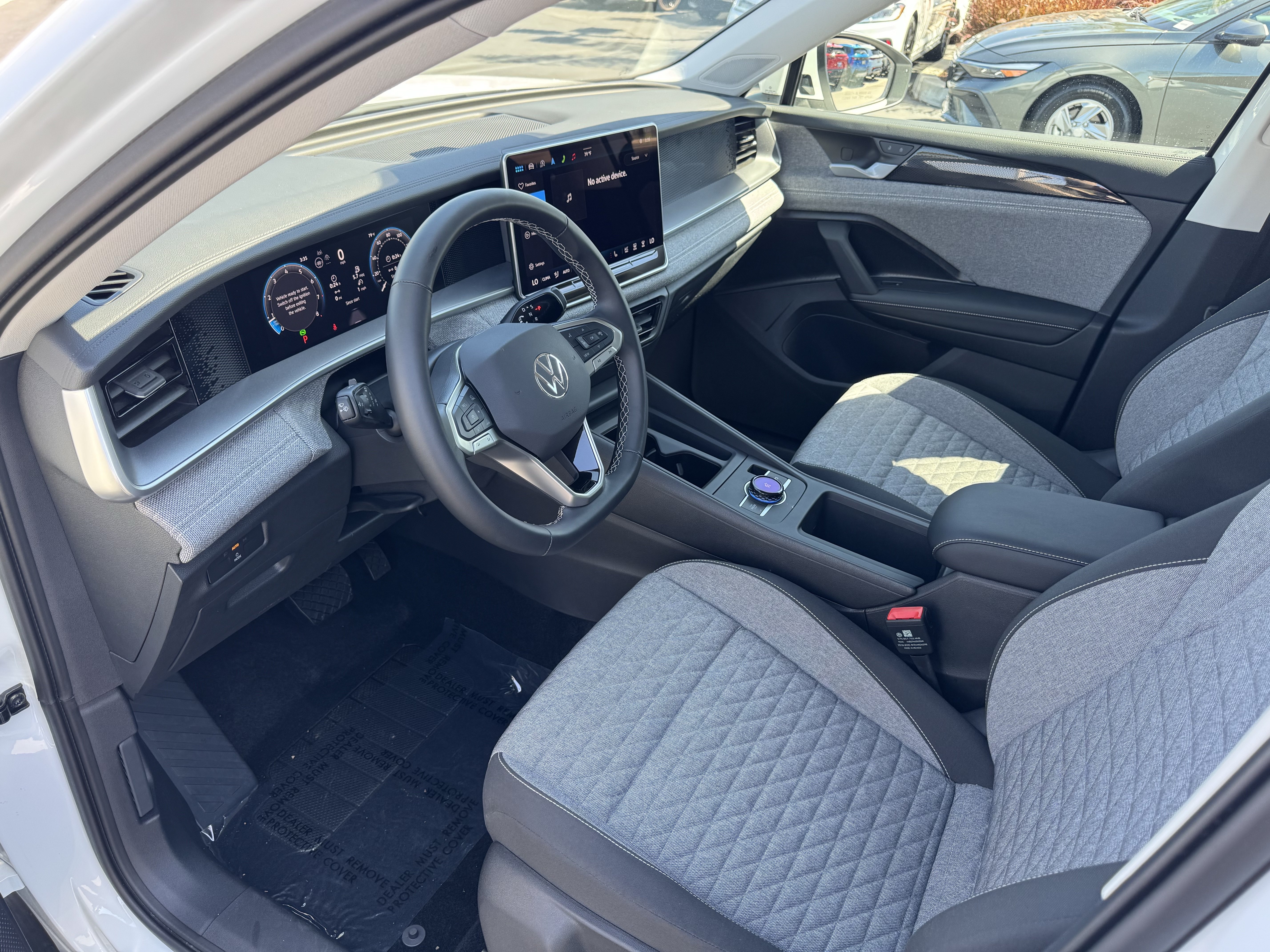 Certified 2025 Volkswagen Tiguan S FWD image 17