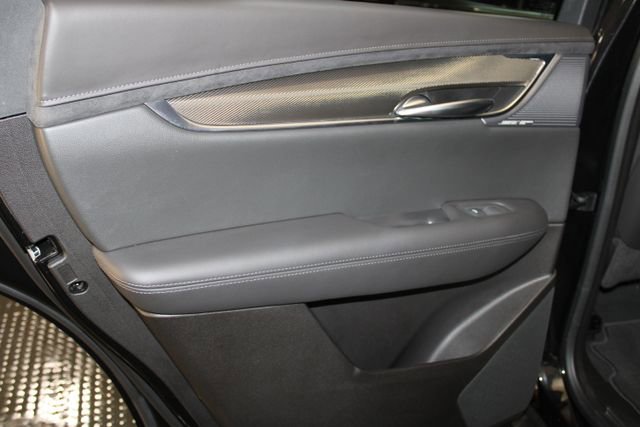 Certified 2023 Cadillac XT5 Premium Luxury w/ Platinum Package image 37