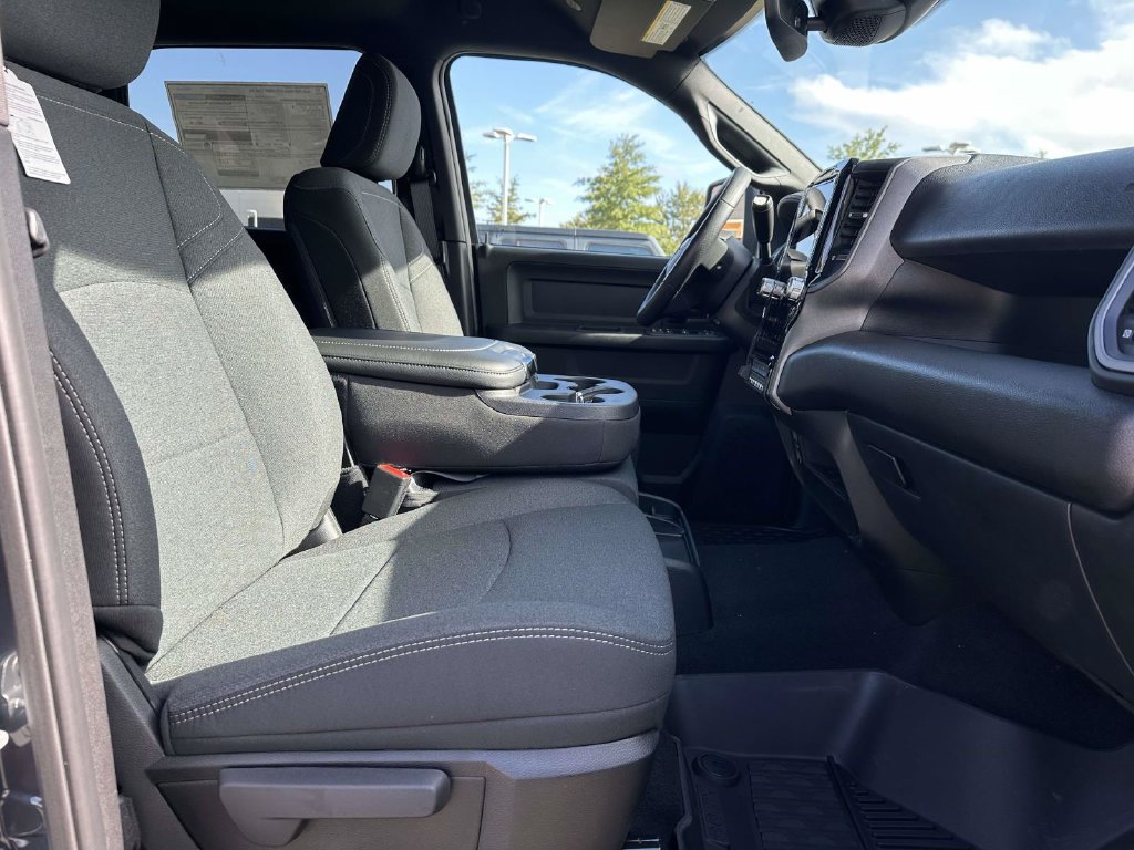 New 2026 RAM 2500 Warlock AWD/4WD image 16