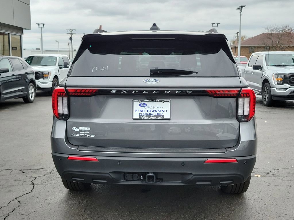 New 2026 Ford Explorer Active image 5