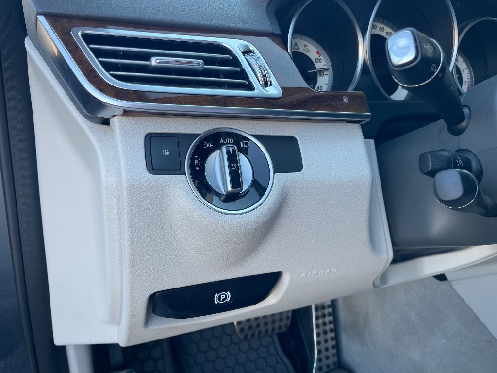 Used 2015 Mercedes-Benz E 350 Sedan w/ Premium 1 Package image 50