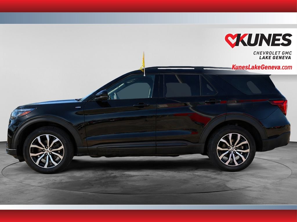 Used 2025 Ford Explorer ST-Line AWD/4WD image 7