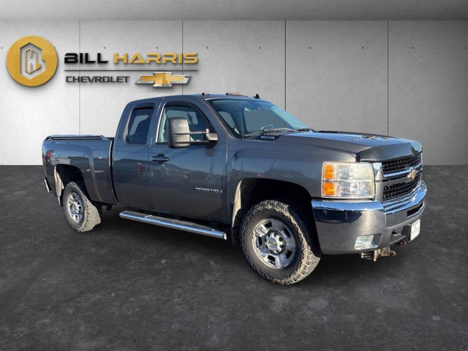 Used 2007 Chevrolet Silverado 2500 LTZ w/ Suspension Package, Off-Road AWD/4WD image 4