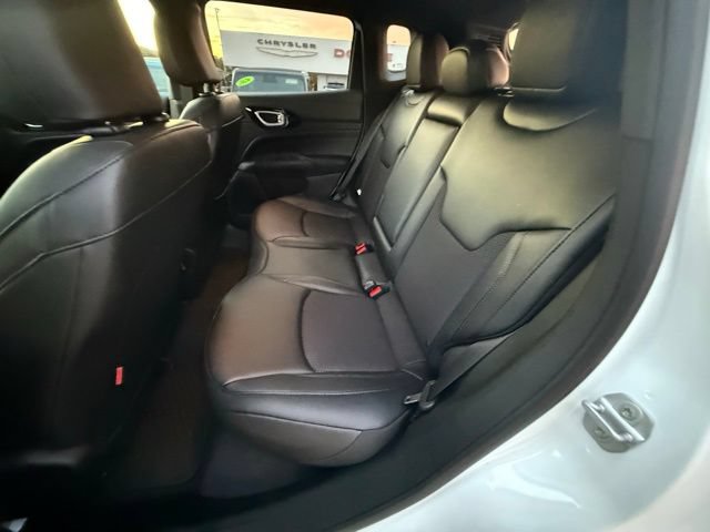 New 2026 Jeep Compass Trailhawk w/ Sun, Sound & Navigation Group AWD/4WD image 11