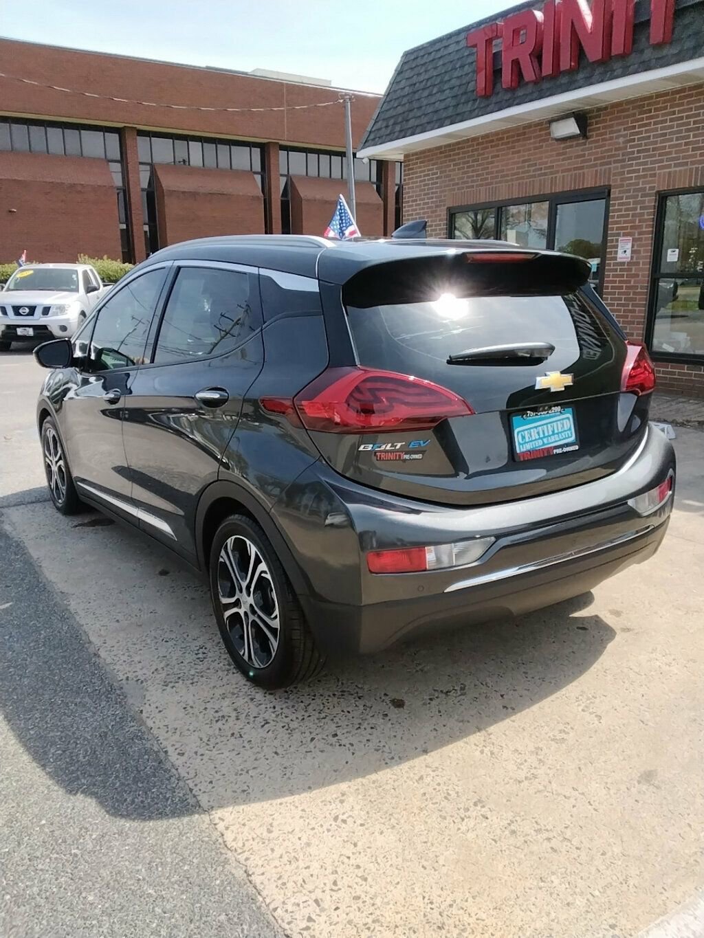 Used 2019 Chevrolet Bolt Premier w/ Infotainment Package image 2