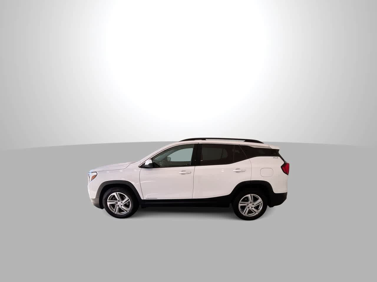 Used 2019 GMC Terrain SLE w/ Infotainment Package I AWD/4WD image 5