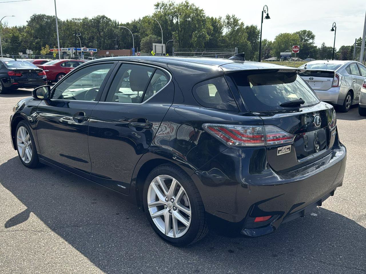 Used 2015 Lexus CT 200h w/ Navigation Package FWD image 7