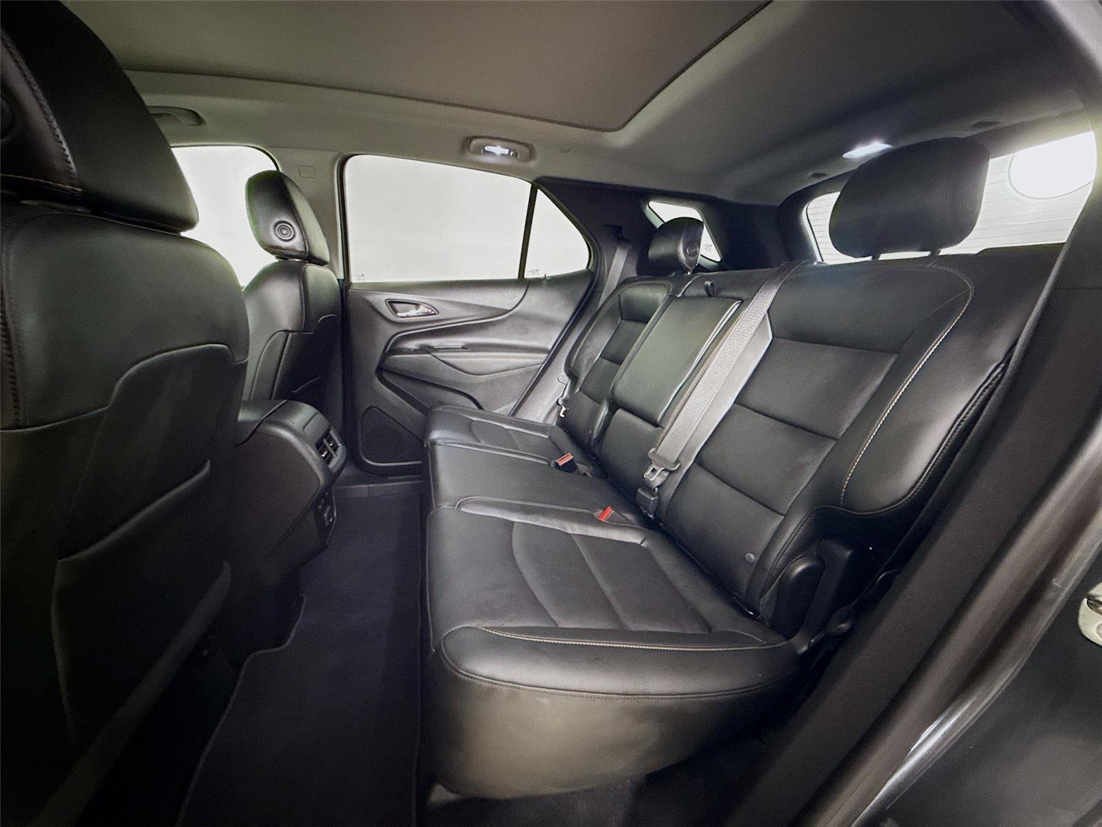 Used 2019 Chevrolet Equinox Premier AWD/4WD image 27