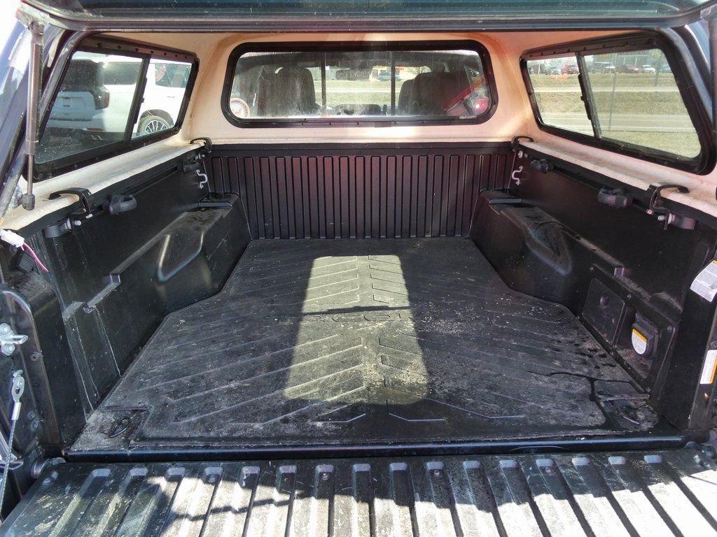 Used 2022 Toyota Tacoma TRD Off-Road w/ Technology Package image 17