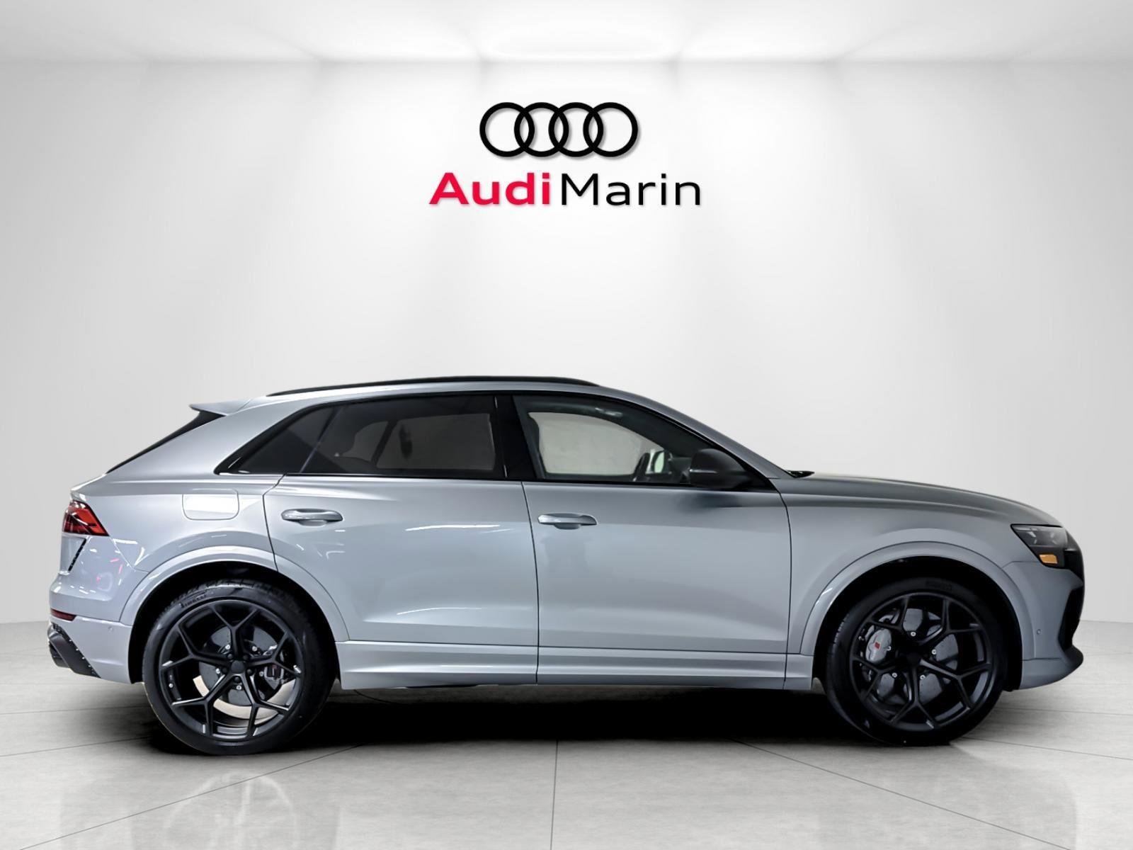 New 2026 Audi RS Q8 performance image 6