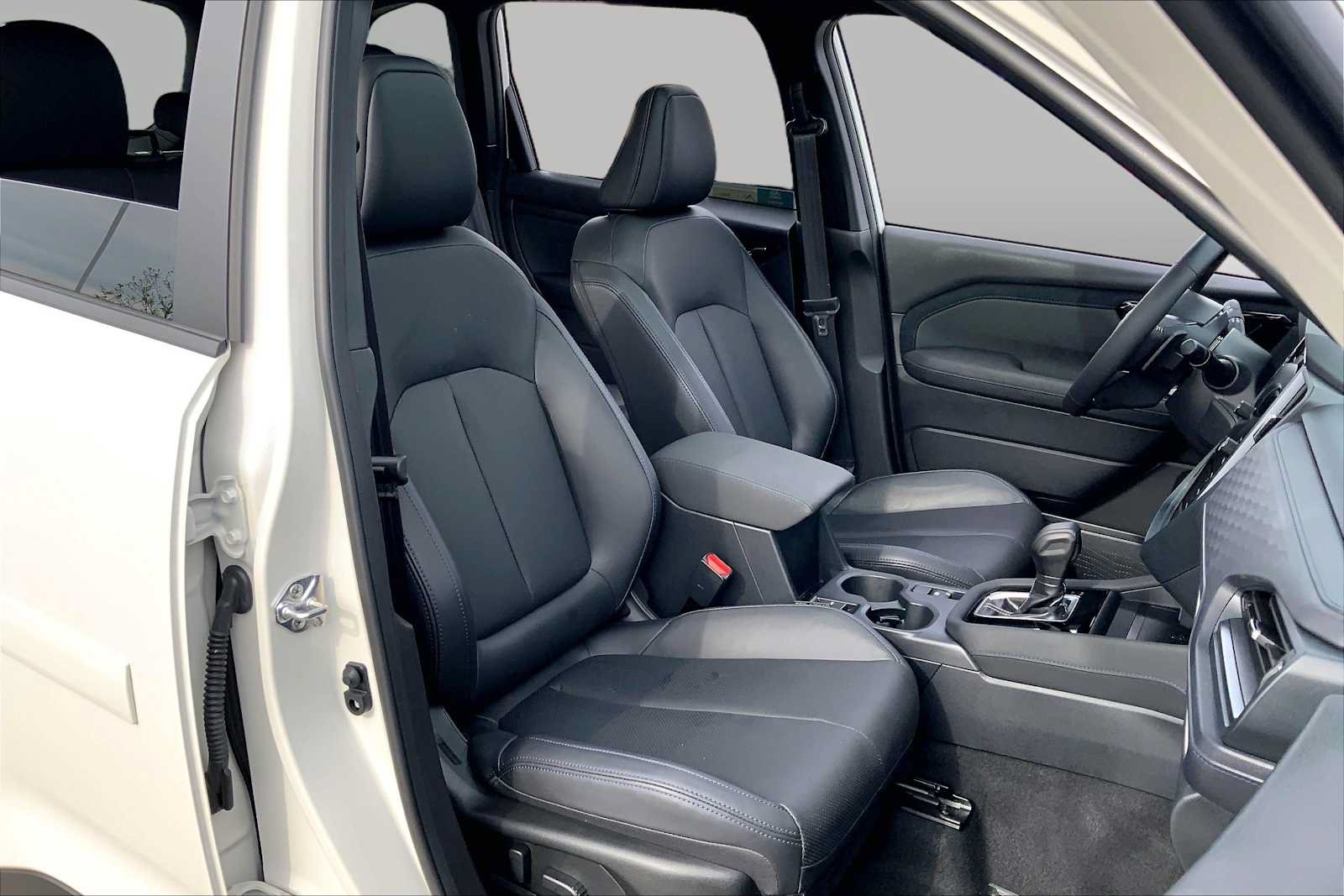 Certified 2025 Subaru Forester Limited AWD/4WD image 8