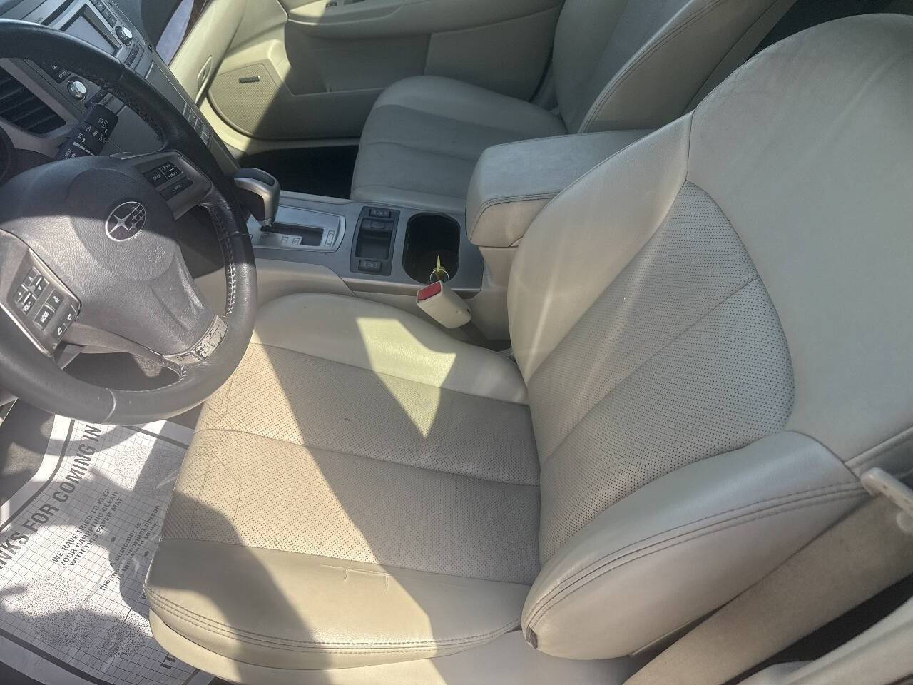 Used 2012 Subaru Outback 2.5i Limited AWD/4WD image 6