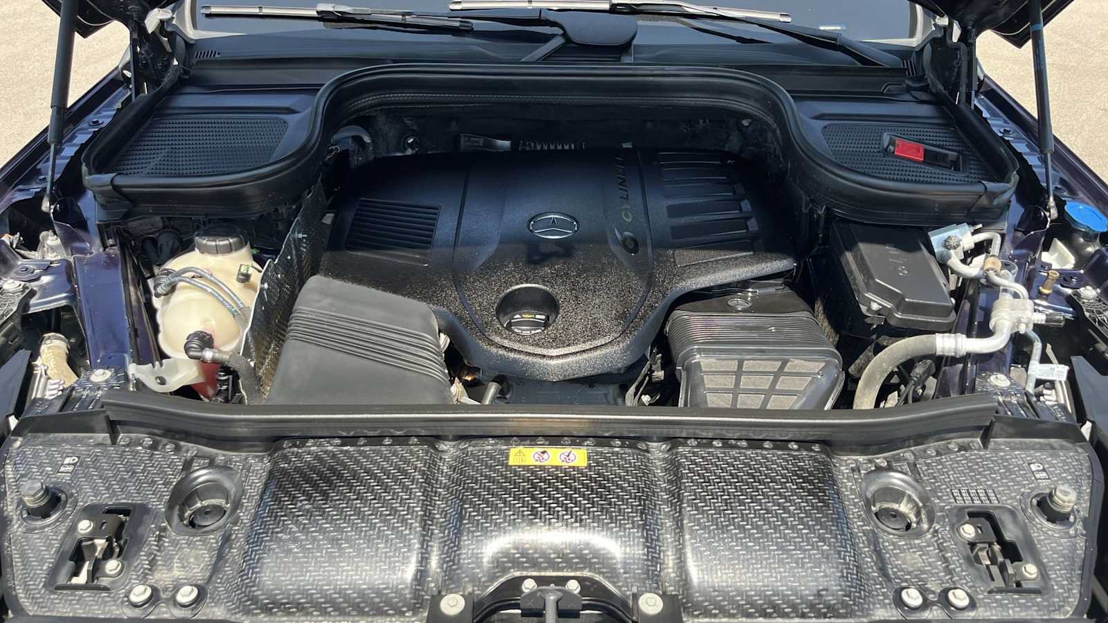 Used 2022 Mercedes-Benz GLS 450 4MATIC image 25