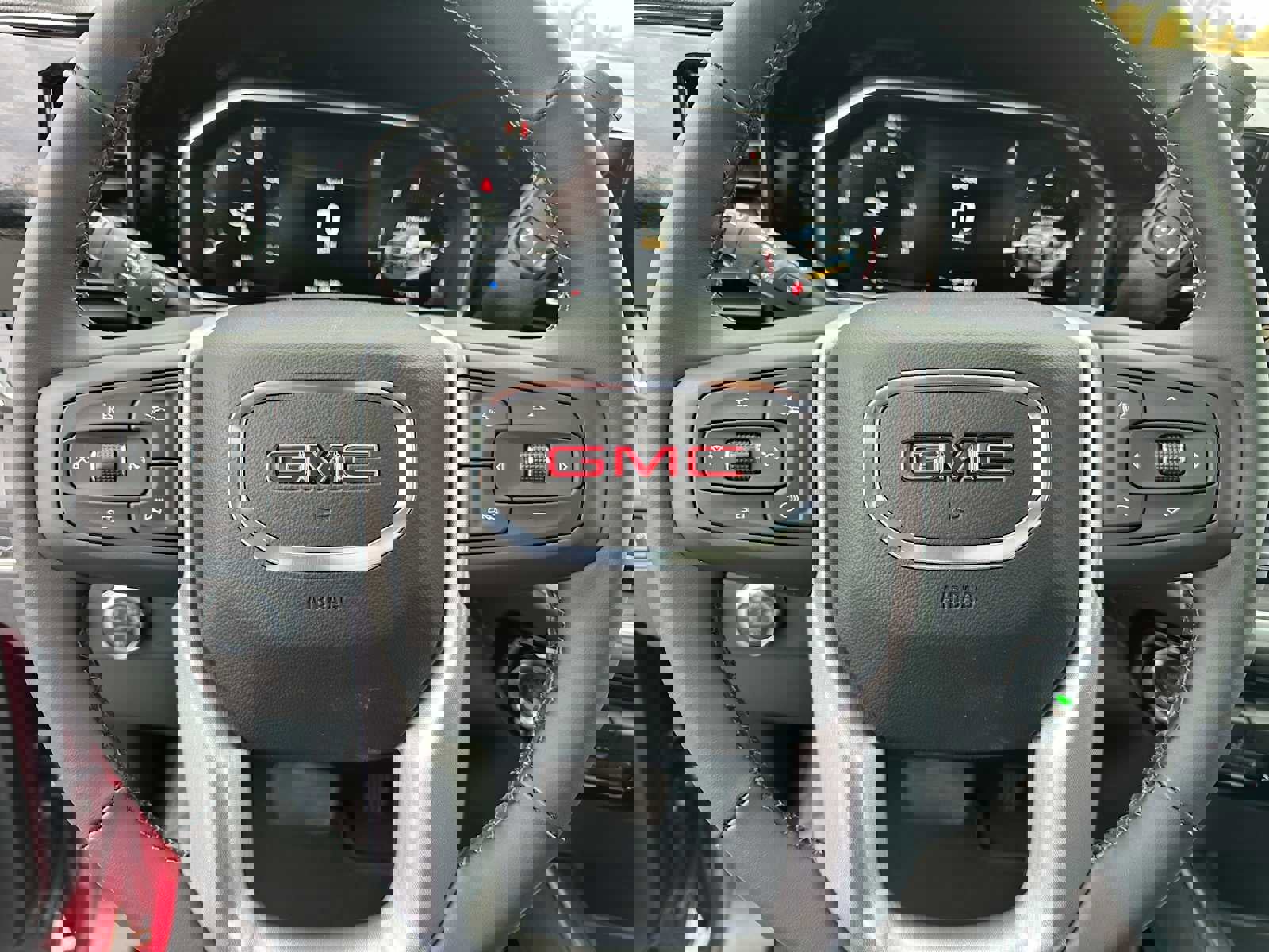 New 2026 GMC Sierra 2500 SLT w/ SLT Convenience Package image 23