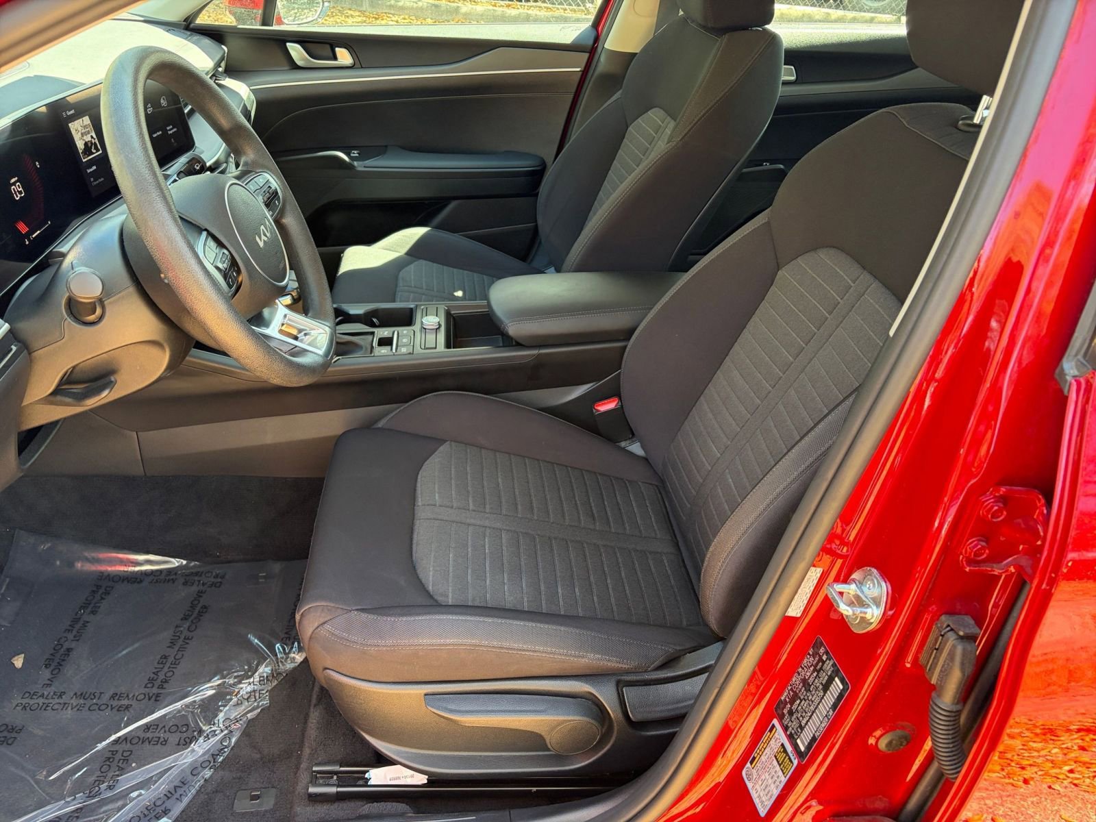 Used 2025 Kia K5 LXS image 32