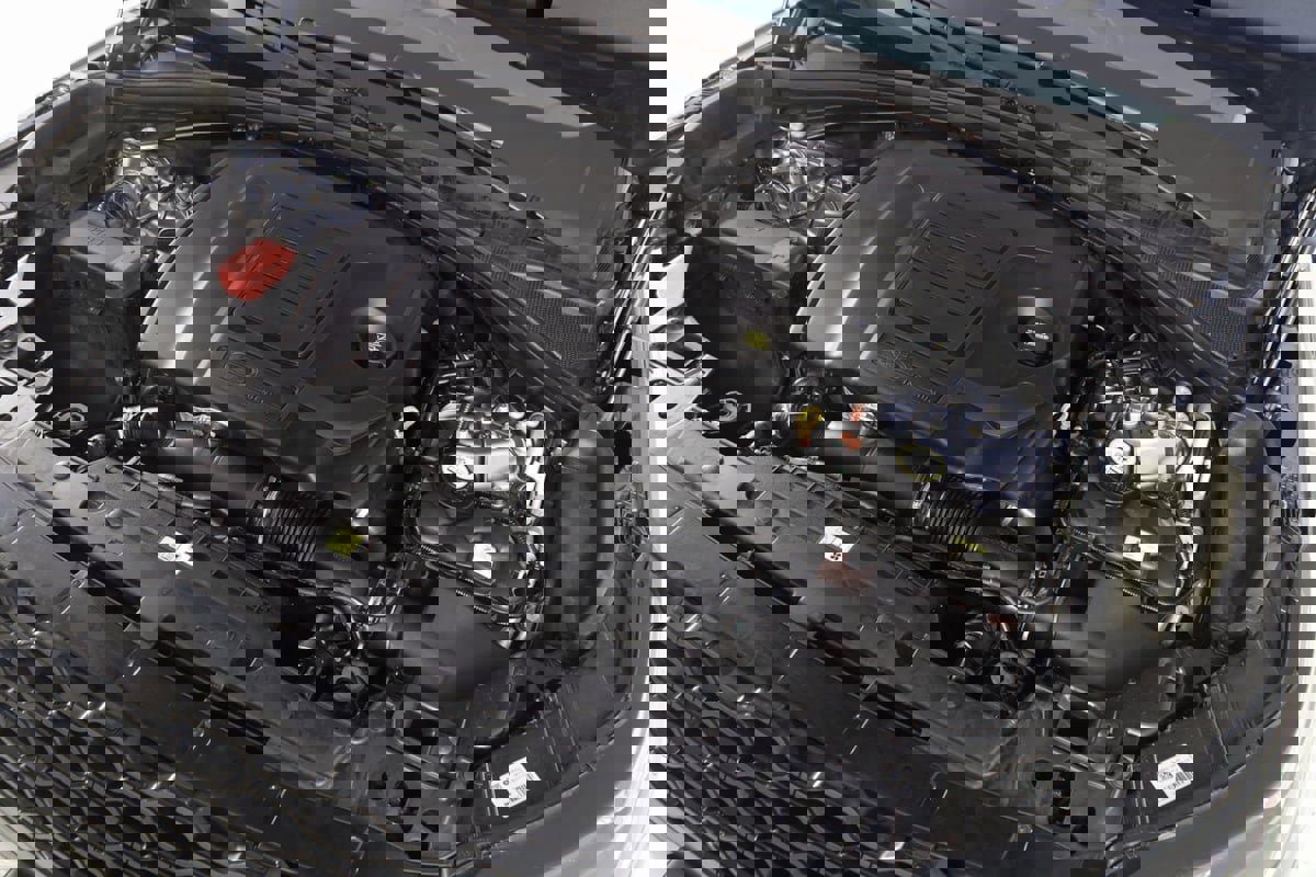 Used 2021 Land Rover Range Rover Velar R-Dynamic S image 20