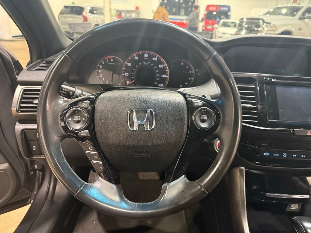 Used 2017 Honda Accord EX-L image 14