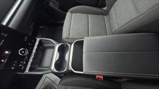 Used 2026 GMC Terrain Elevation image 17