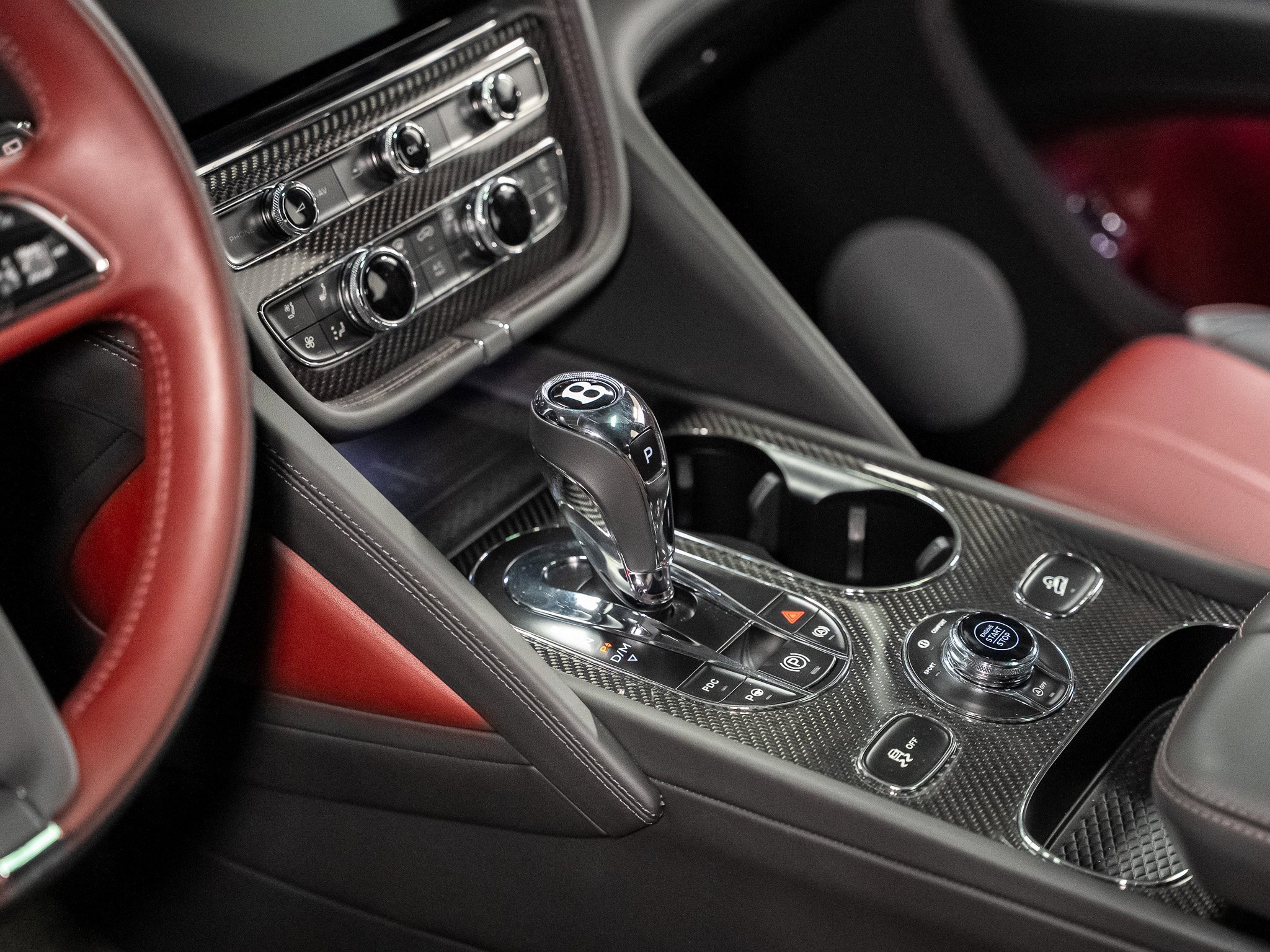 Used 2022 Bentley Bentayga image 57