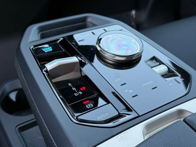 Used 2026 BMW iX xDrive60 image 28