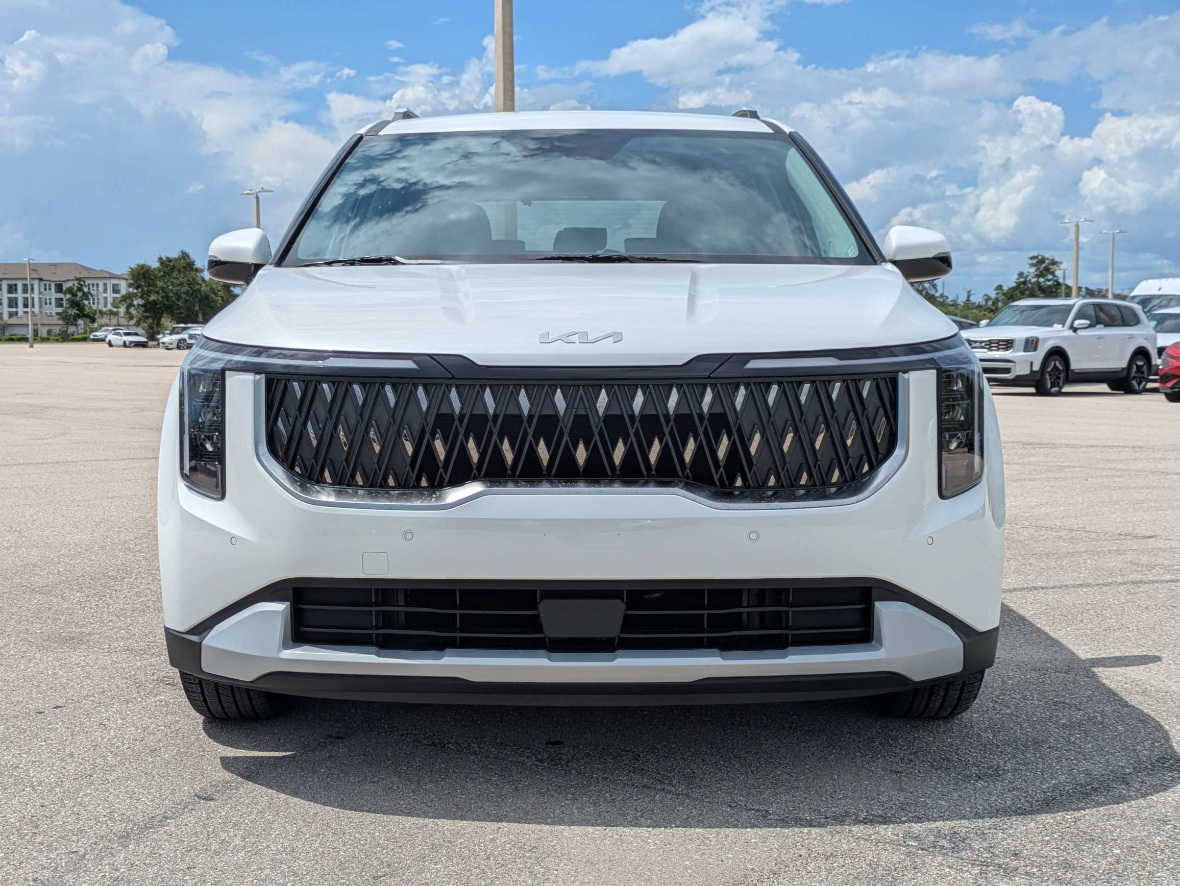New 2026 Kia Carnival EX FWD image 9