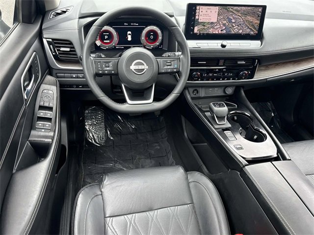 Certified 2024 Nissan Rogue Platinum w/ Platinum Premium Package image 8