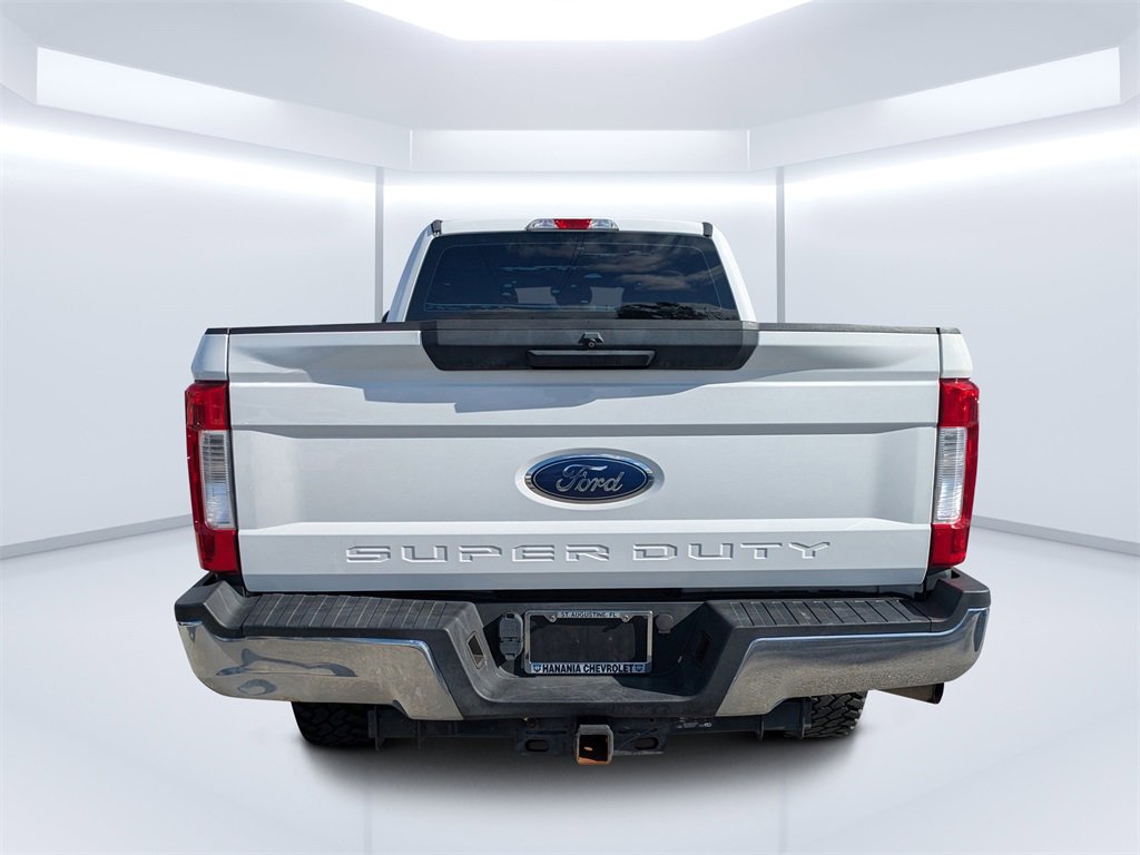Used 2019 Ford F250 XL w/ STX Appearance Package image 4