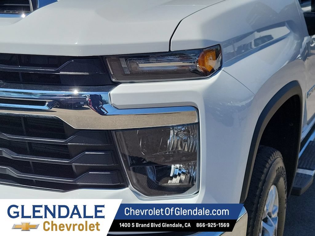 Certified 2025 Chevrolet Silverado 2500 LT w/ Convenience Package AWD/4WD image 17