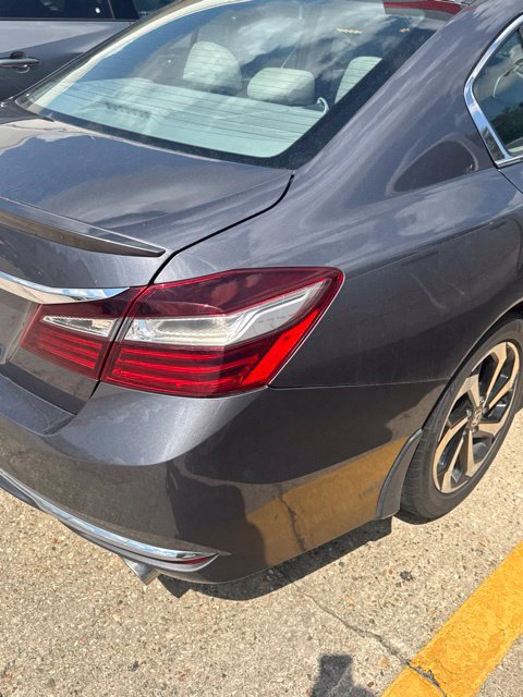 Used 2017 Honda Accord EX-L image 5